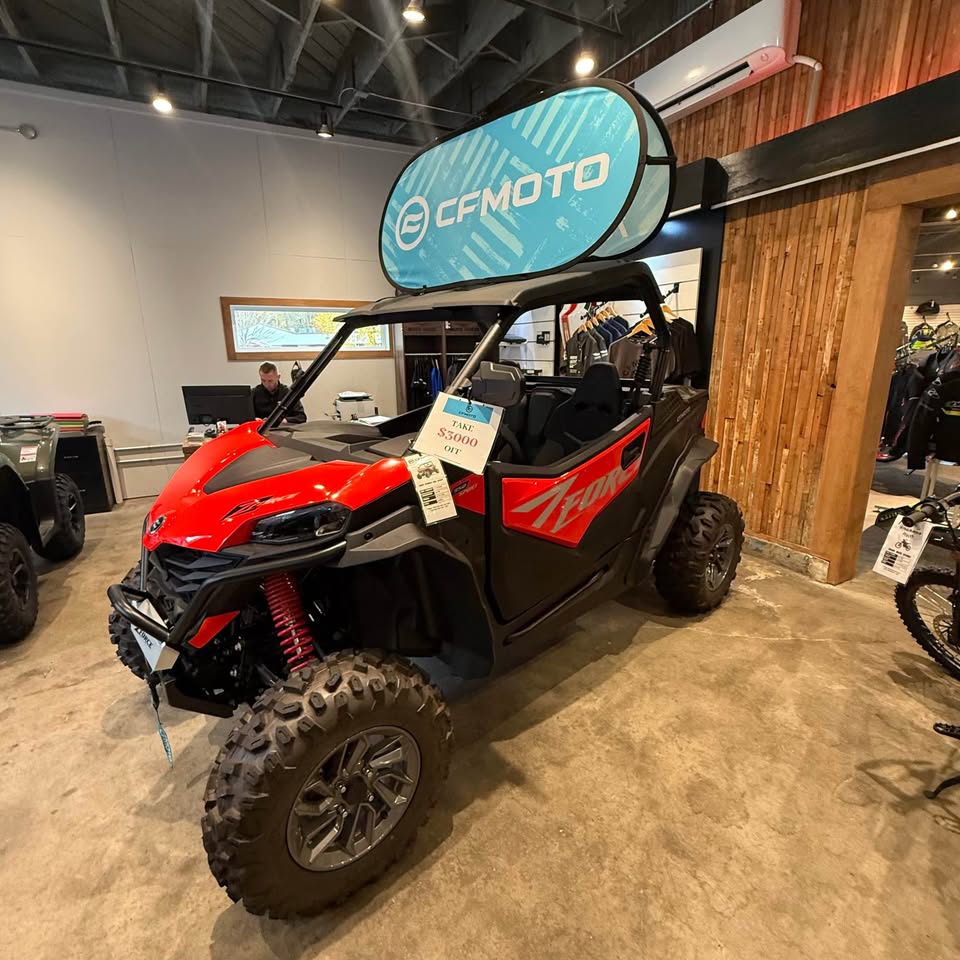 2025 ZFORCE 950 SPORT MAGMA RED - 0487