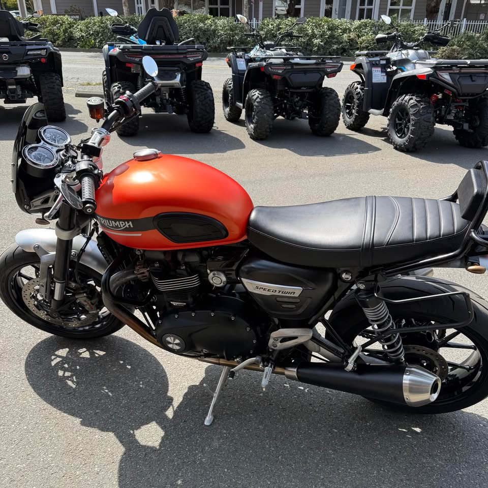 2023 Triumph Speed Twin 1200 - 2400