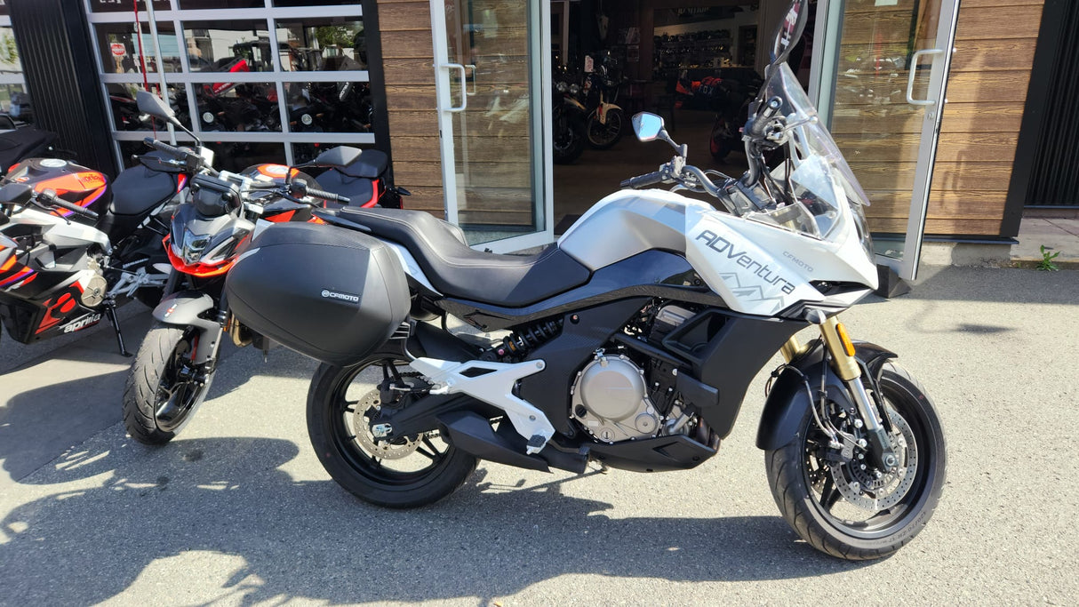 2022 CFMOTO 650 Adventura