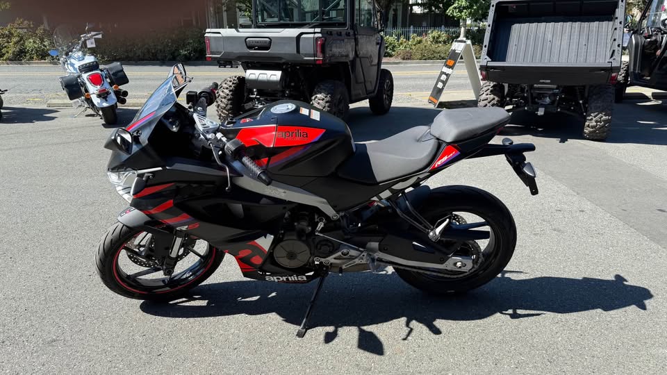 2025 RS457 RACING STRIPES - 2320 - DEAL PENDING
