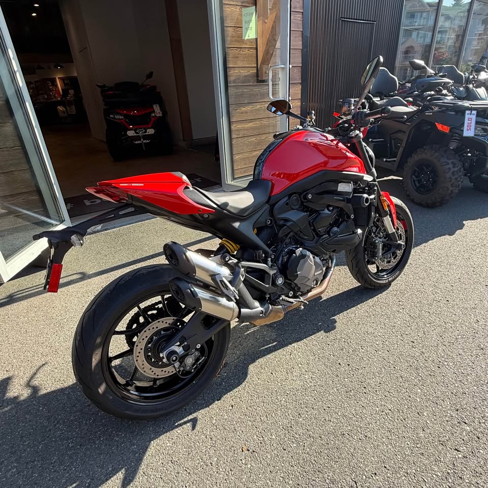 2023 Ducati Monster 937 Plus - 7176
