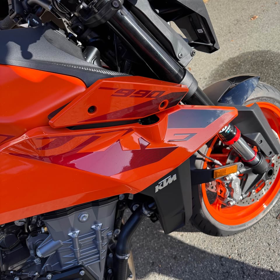 2024 KTM 990 DUKE - 9173