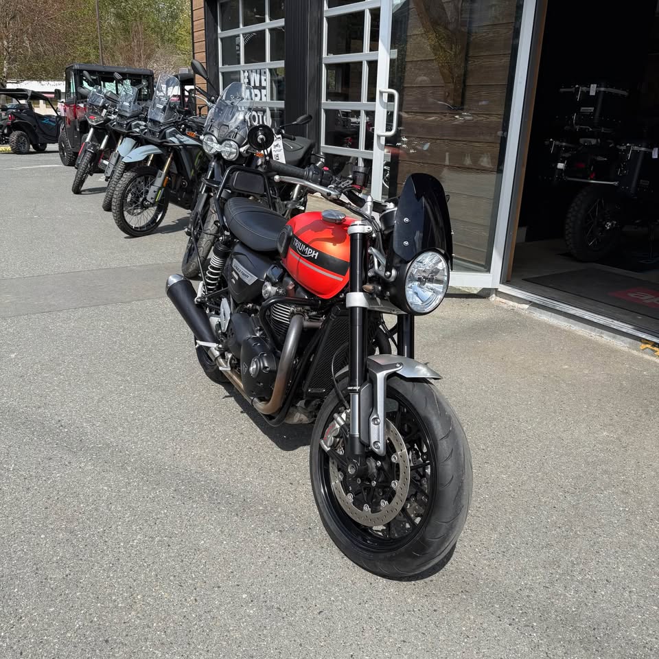 2023 Triumph Speed Twin 1200 - 2400