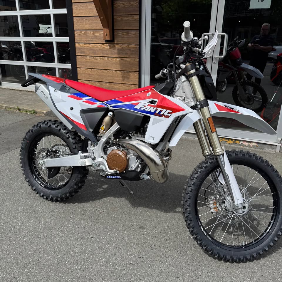2027 Fantic XE 300 - IN STOCK!