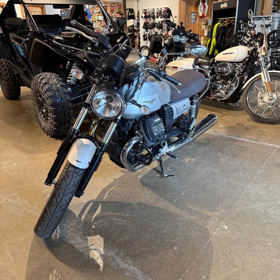 2019 Moto Guzzi V7 Classic - 1313