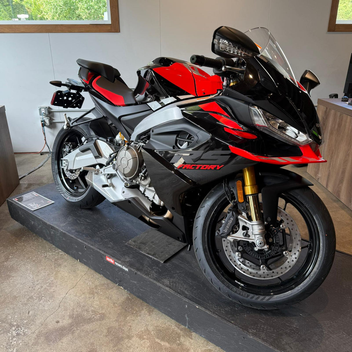 2026 RS 660 FACTORY DARK BANSHEE - 0270