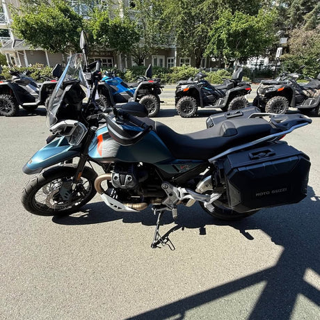 2027 MOTO GUZZI V85 TT TRAVEL ZEPHYR BLUE SKU-01365 - image 3